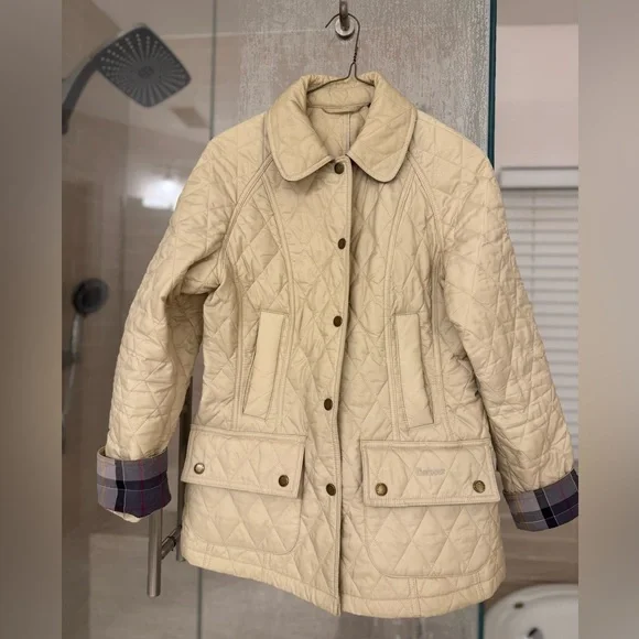 Barbour Beadnell Summer Quilted Jacket, US4 - Picture 3 of 9